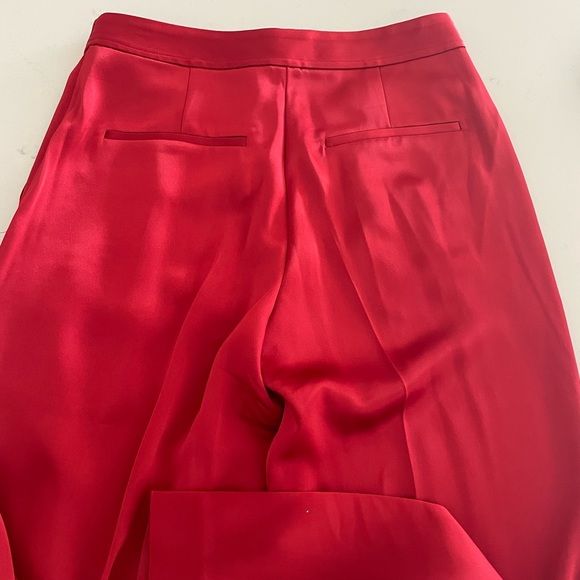 Aritzia Babaton red satin pants sz4 - Picture 2 of 4